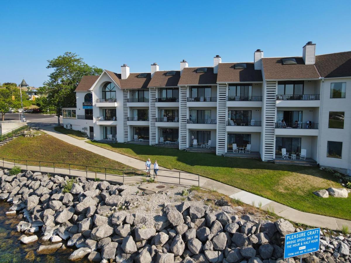 228 Edgewater Inn Charlevoix Exterior foto
